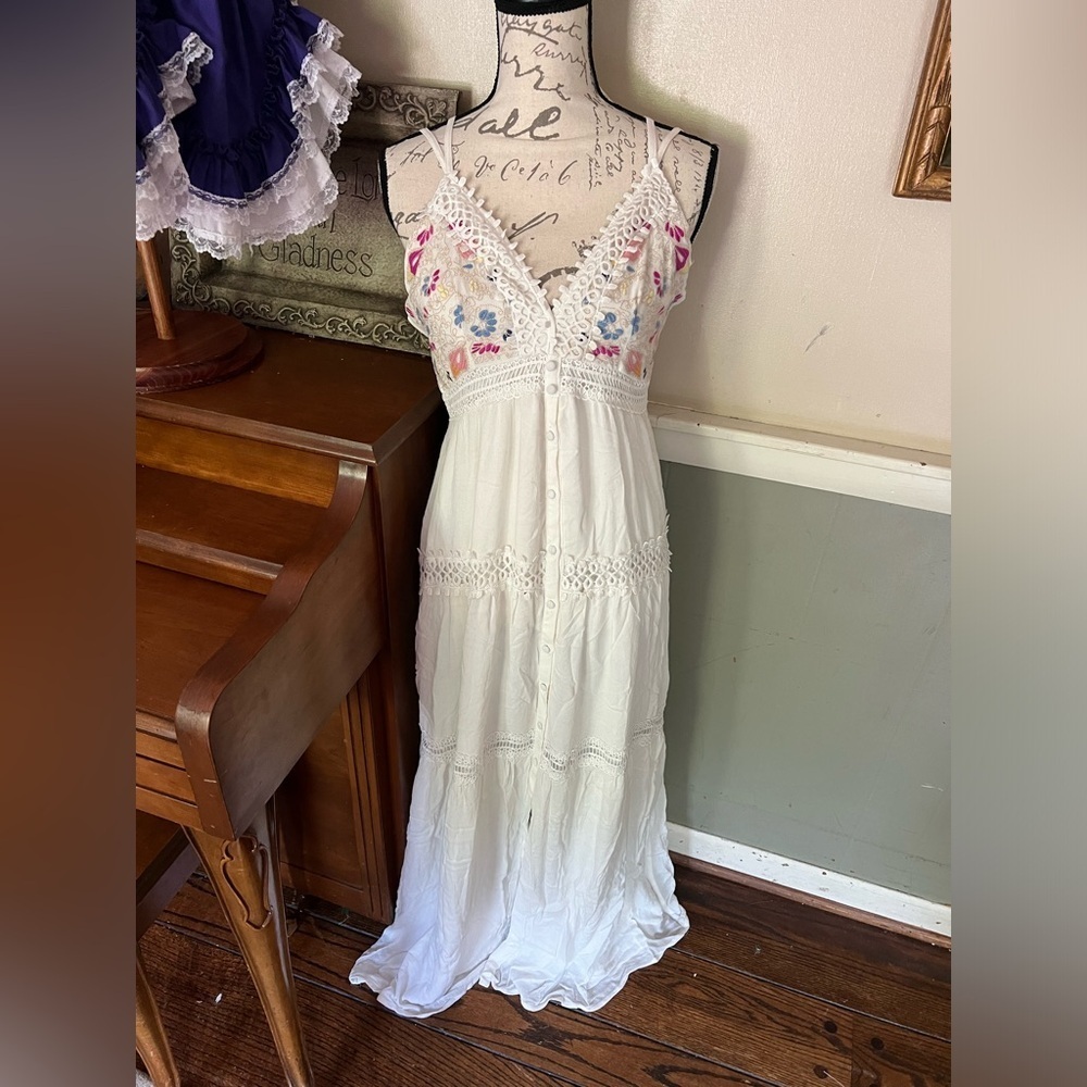 Women’s White Lace Embroidered Sleeveless Maxi Dress M - Picture 2 of 6